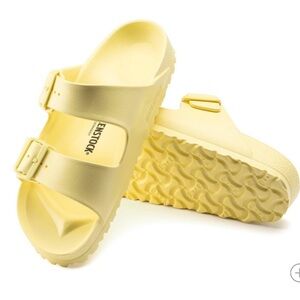 Size 39 Arizona Essentials EVA Birkenstocks